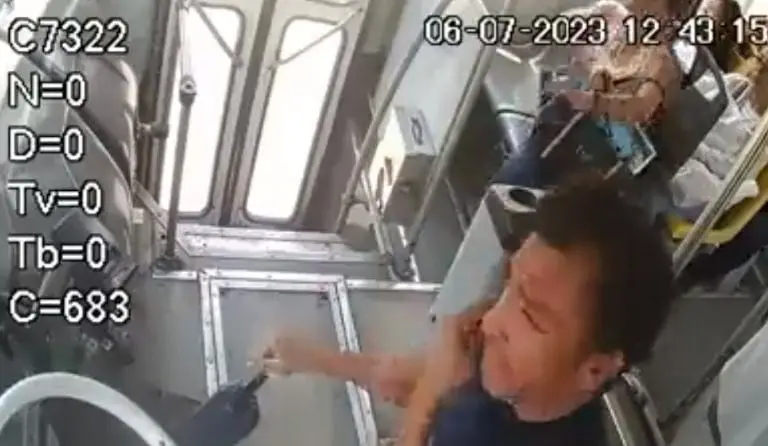 El video se ha vuelto viral en redes sociales. 