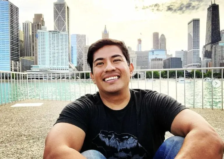 Mexicano presume casa en Canadá que se compró trabajando como albañil. Foto: Instagram (Saul Reyna)