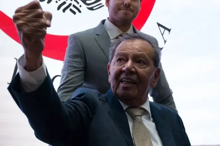 Muñoz Ledo fue miembro fundador del PRD Muñoz Ledo fue miembro fundador del PRD