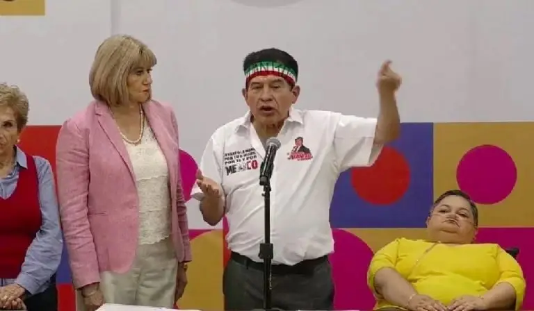 Juanito se registra como presidenciable del Frente Amplio.Fuente: Facebook