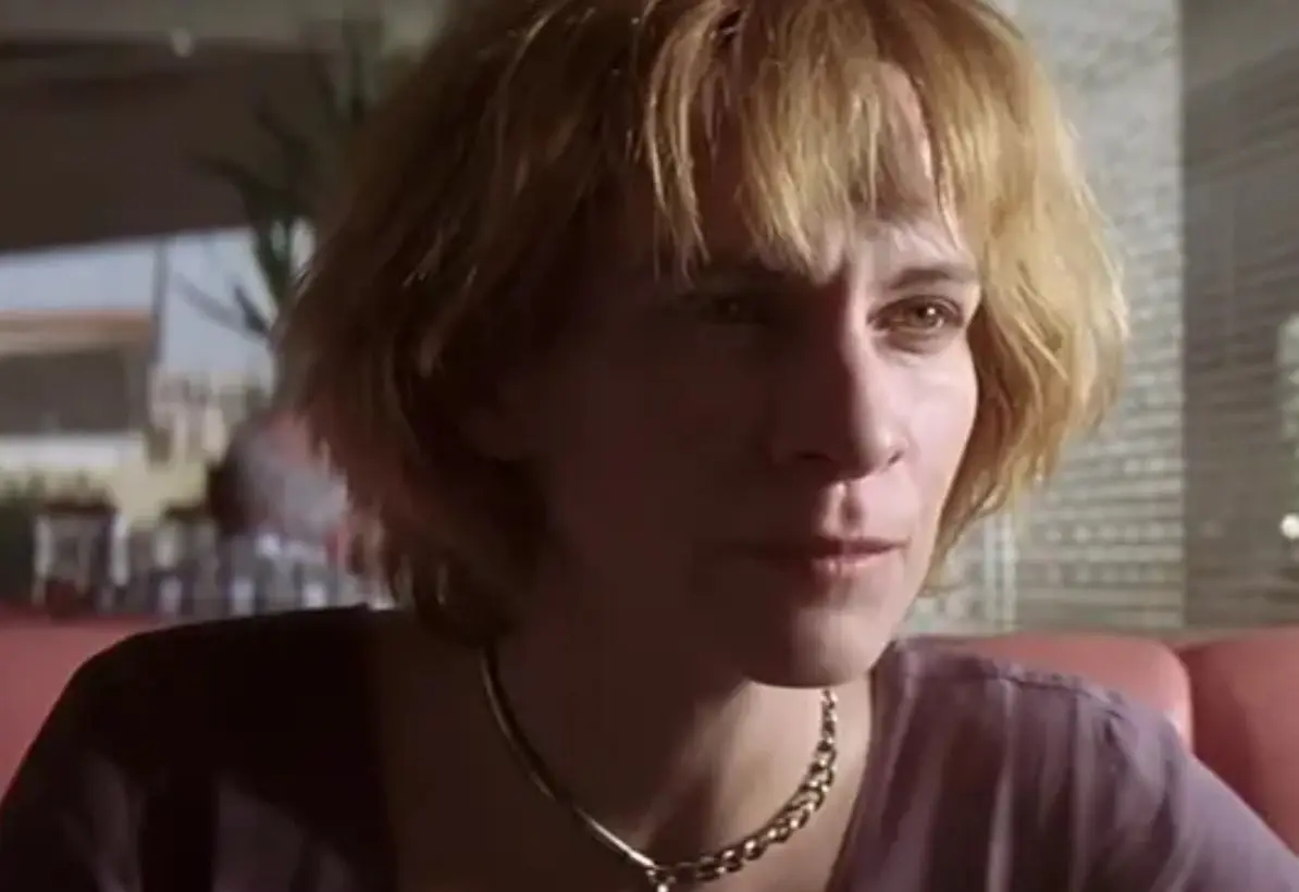 Amanda Plummer interpret&oacute; a Honey Bunny