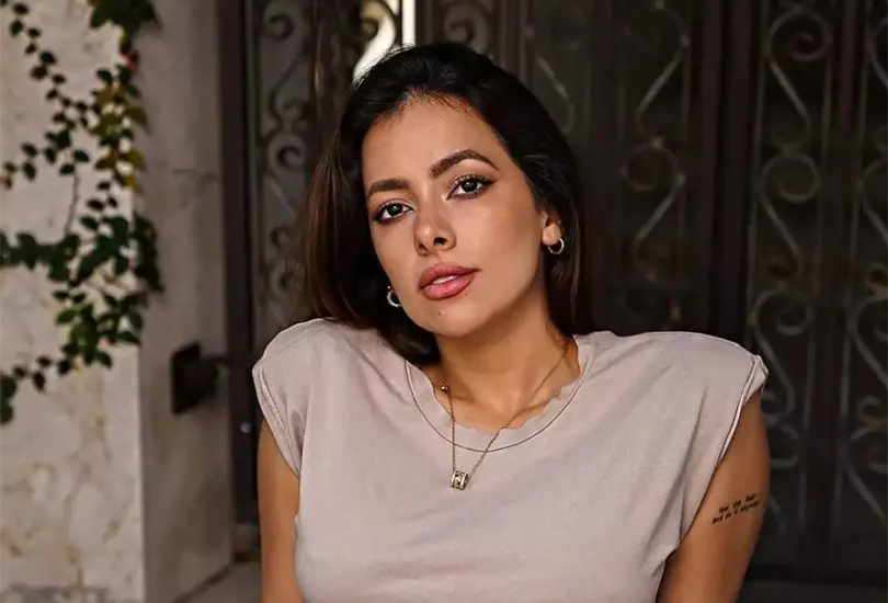 Ariana Viera, Miss Venezuela, muri&oacute; despu&eacute;s de chocar contra un cami&oacute;n. 