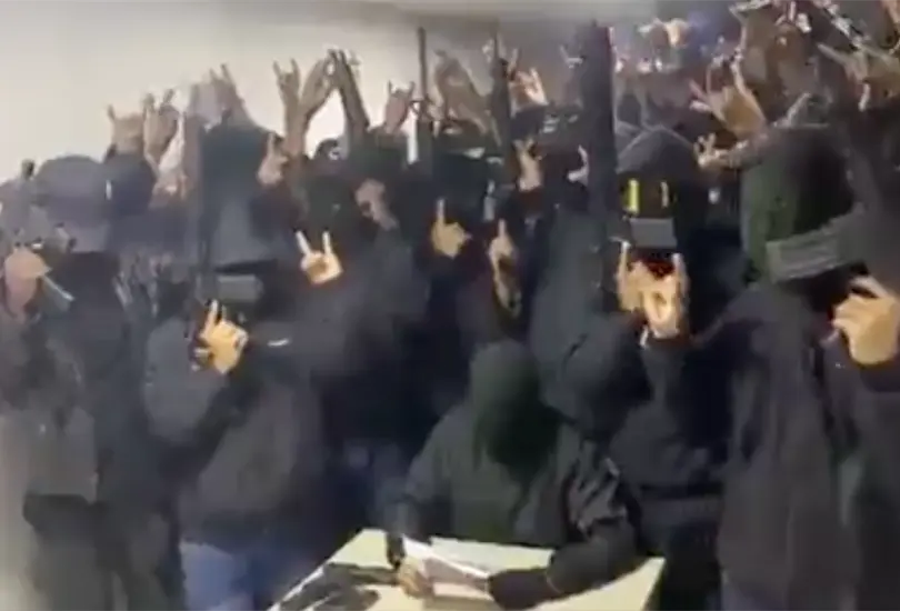 Grupo armado los Lobos se atribuye muerte de candidato en Ecuador. Grupo armado los Lobos se atribuye muerte de candidato en Ecuador.
