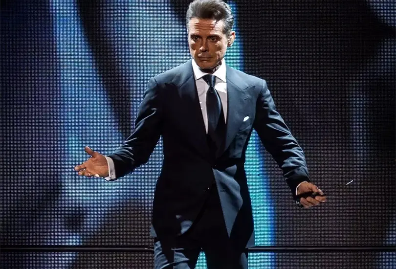 Luis Miguel rompe el silencio sobre sus supuestos dobles. 