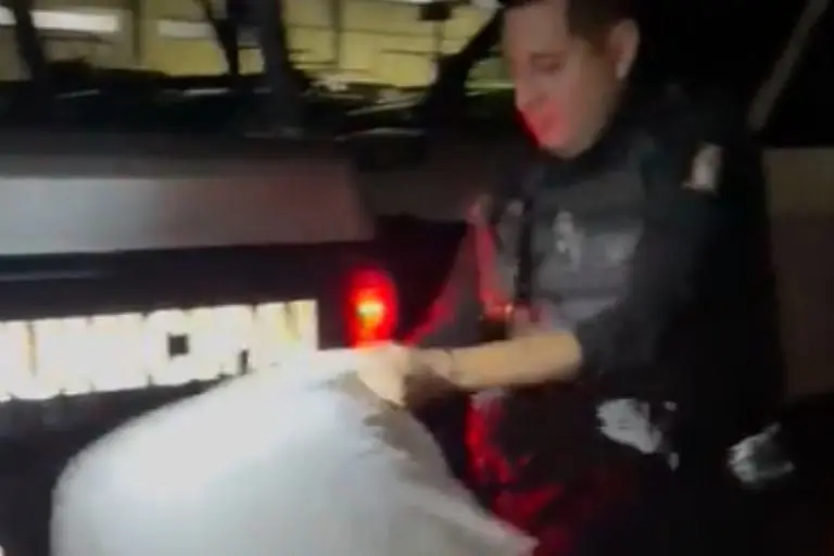 Abogado se autolesiona - Tomada de video