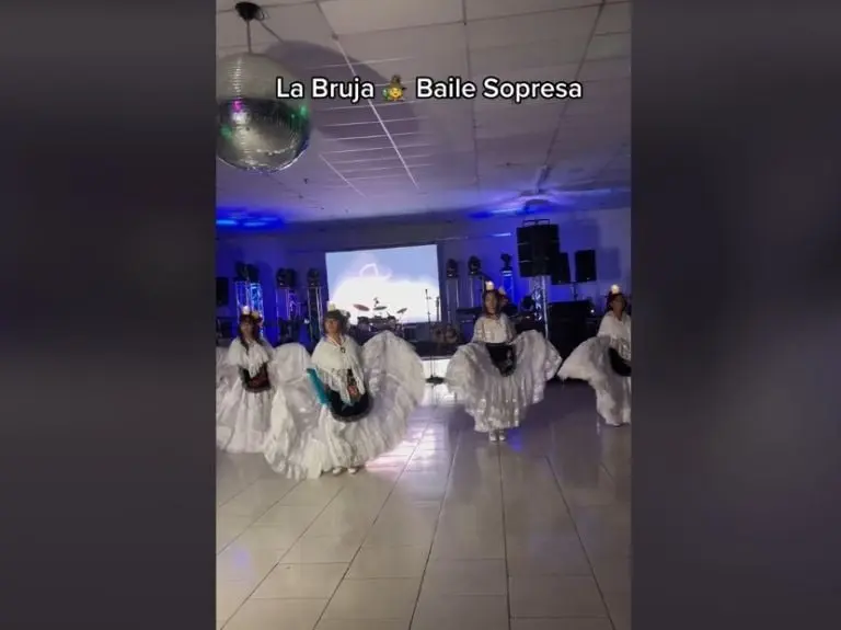 Quinceañera baila La bruja (TikTok)