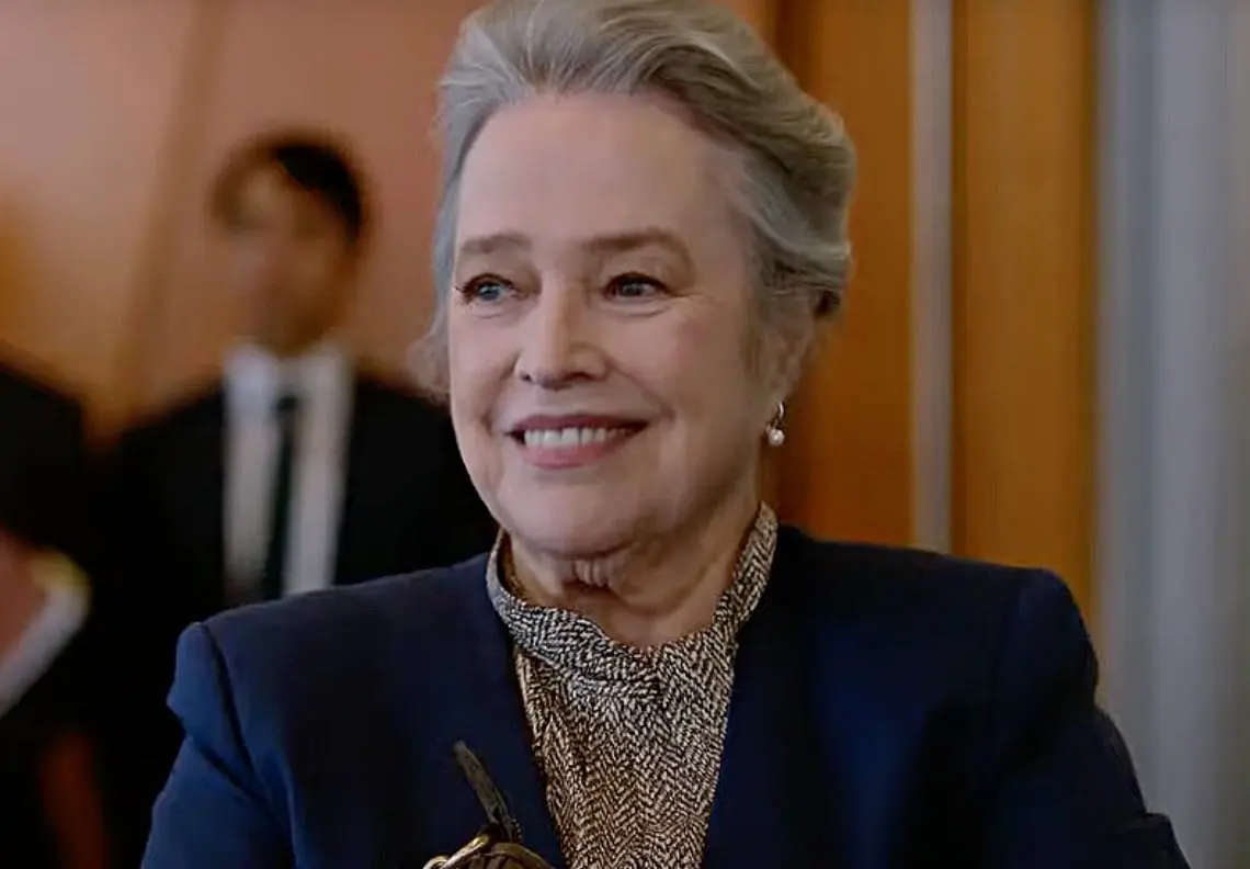 Ahora tiene 75 a&ntilde;os, ha trabajado en pel&iacute;culas como Mi vida con John F. Donovan y Una cuesti&oacute;n de g&eacute;nero.