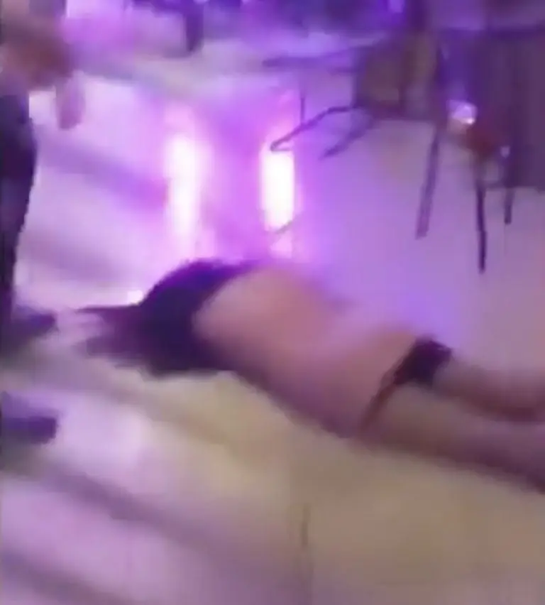 VIDEO: Captan fuerte pelea campal en un bar en Tlaxcala. Foto: Twitter