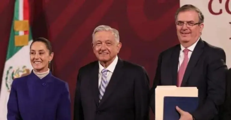 AMLO pide a ´corcholatas´ que no seleccionen que perseveren y sigan luchando Créditos: Twitter