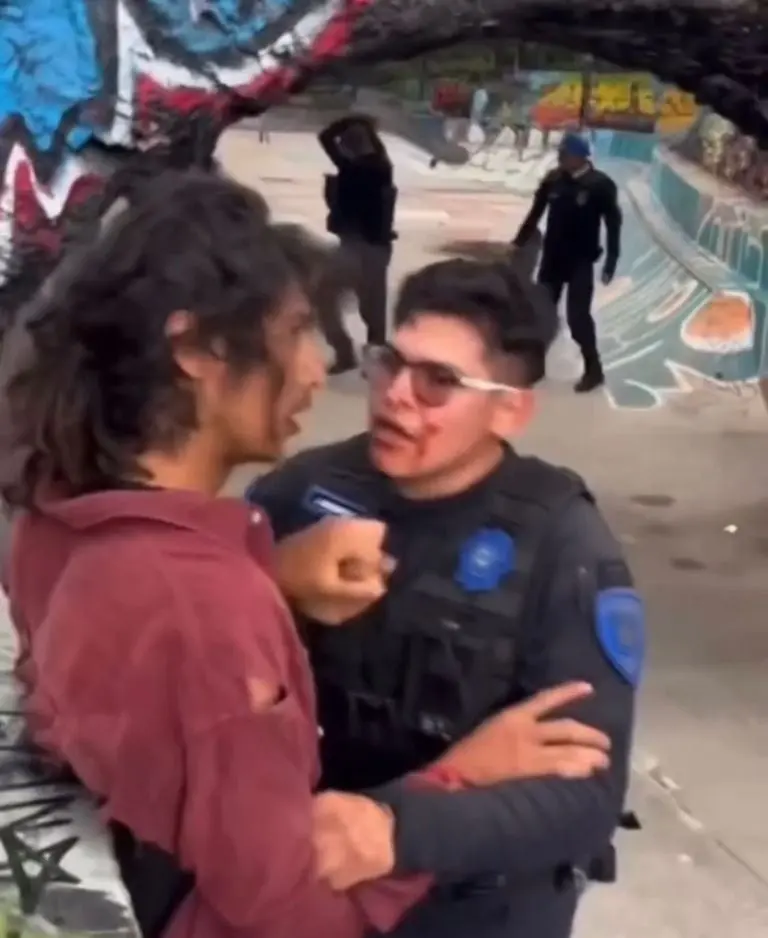 VIDEO: pelea entre policías y patinadores en Parque Lira deja varios heridos. Foto: Hijos de la Patineta
