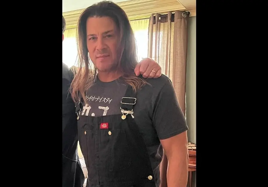 Ahora tiene 51 a&ntilde;os, ha participado en series como Las reglas del juego y Almost Paradise.