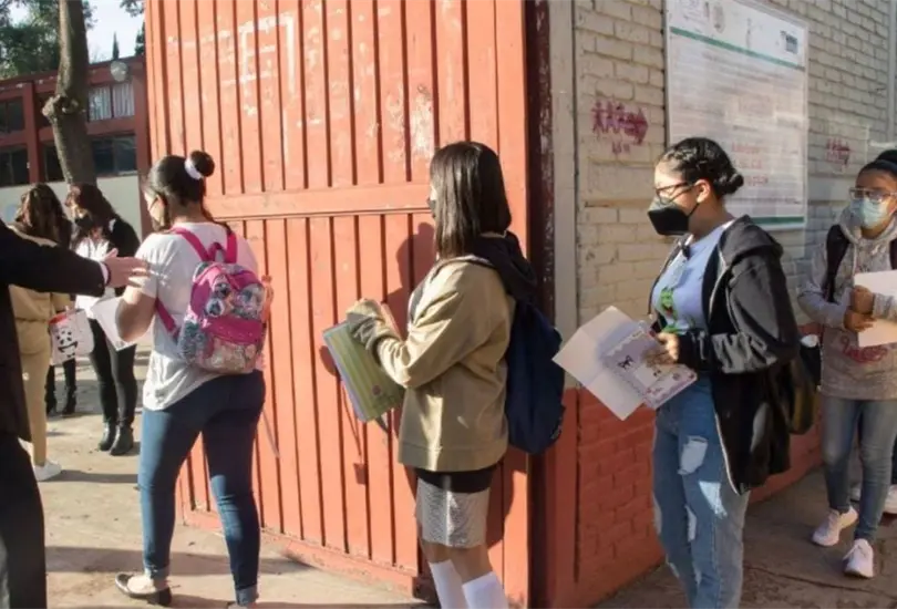 Calendario Escolar 2023-2024: Puentes, d&iacute;as festivos, juntas de Consejo T&eacute;cnico y vacaciones. 