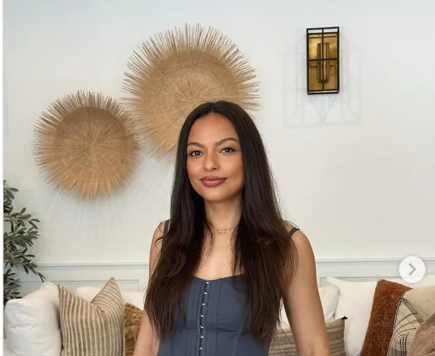 Ahora tiene 36 años, ha tenido participaciones especiales en series como Entre hermanos y Quantum Leap.