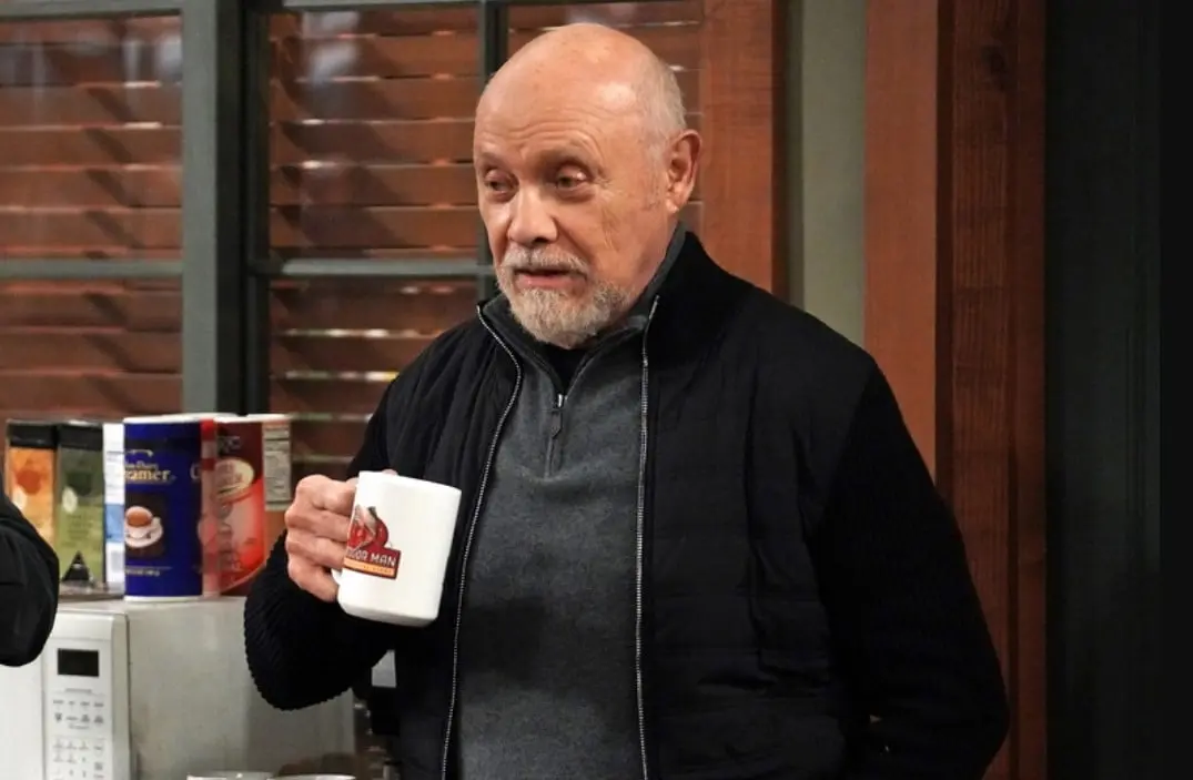 Ahora tiene 86 a&ntilde;os y est&aacute; casado con Carolee Campbell. Ha trabajado en series como Uno para todas.