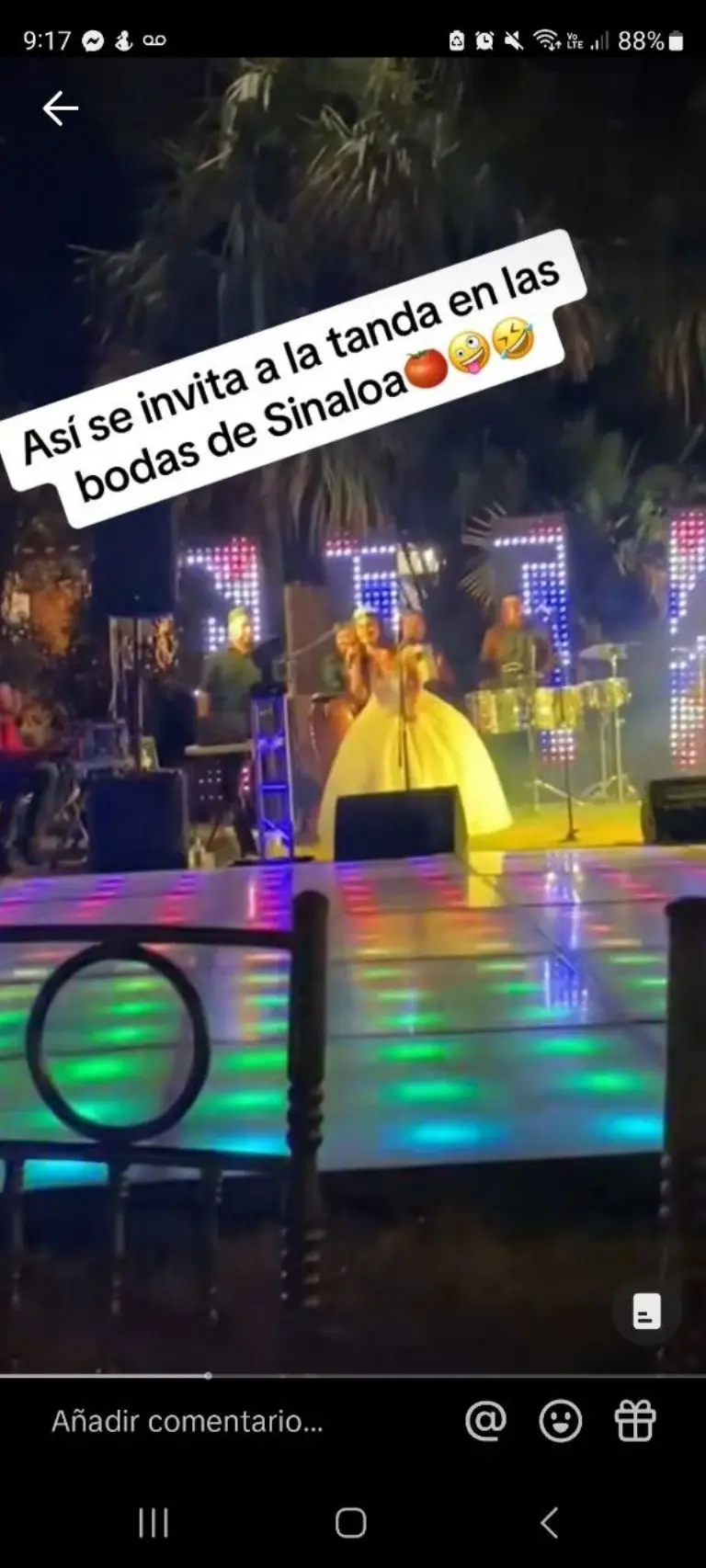 Novia exige a invitados dinero - Tomada de video