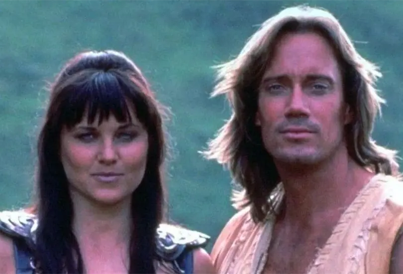 Xena, la princesa guerrera fue una serie de televisi&oacute;n de aventuras que se estren&oacute; en 1995 y se mantuvo al aire hasta el 2001. La historia se desarrolla en la Antigua Grecia, donde una guerrera llamada Xena busca redimirse y ayuda a los desprotegidos con sus habilidades.