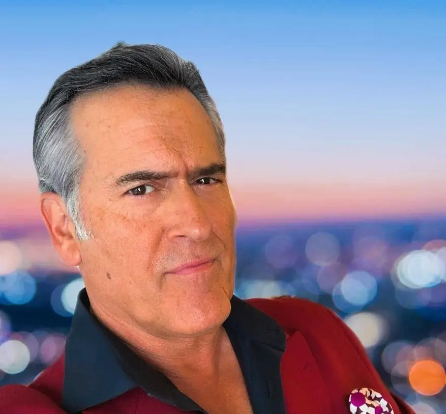 Ahora tiene 65 a&ntilde;os y es padre de 2 hijos. Ha trabajado en series como Ash vs Evil Dead y Lodge 49.