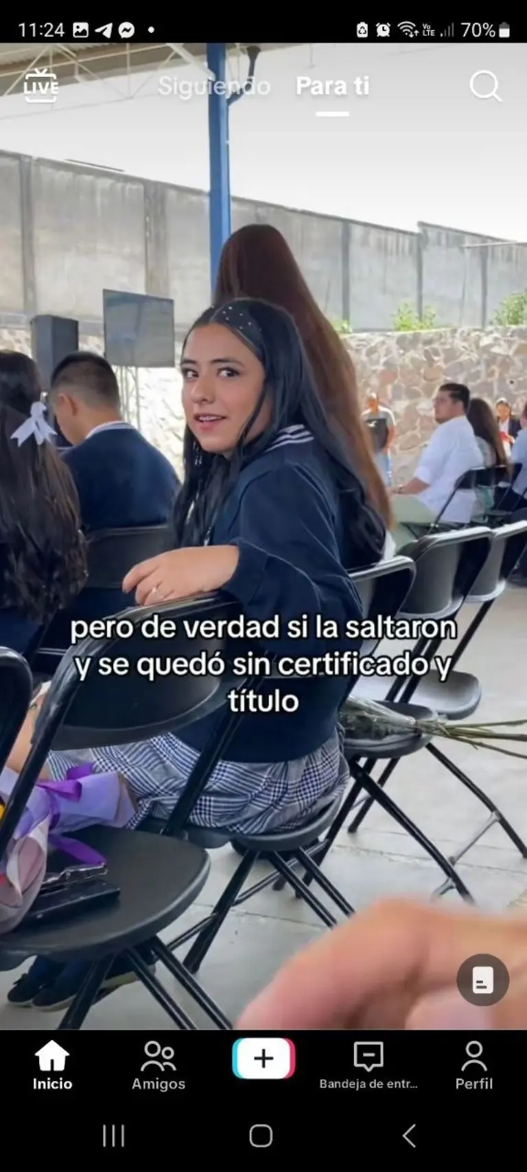 Joven se queda sin diploma por confusión - Tomada de video