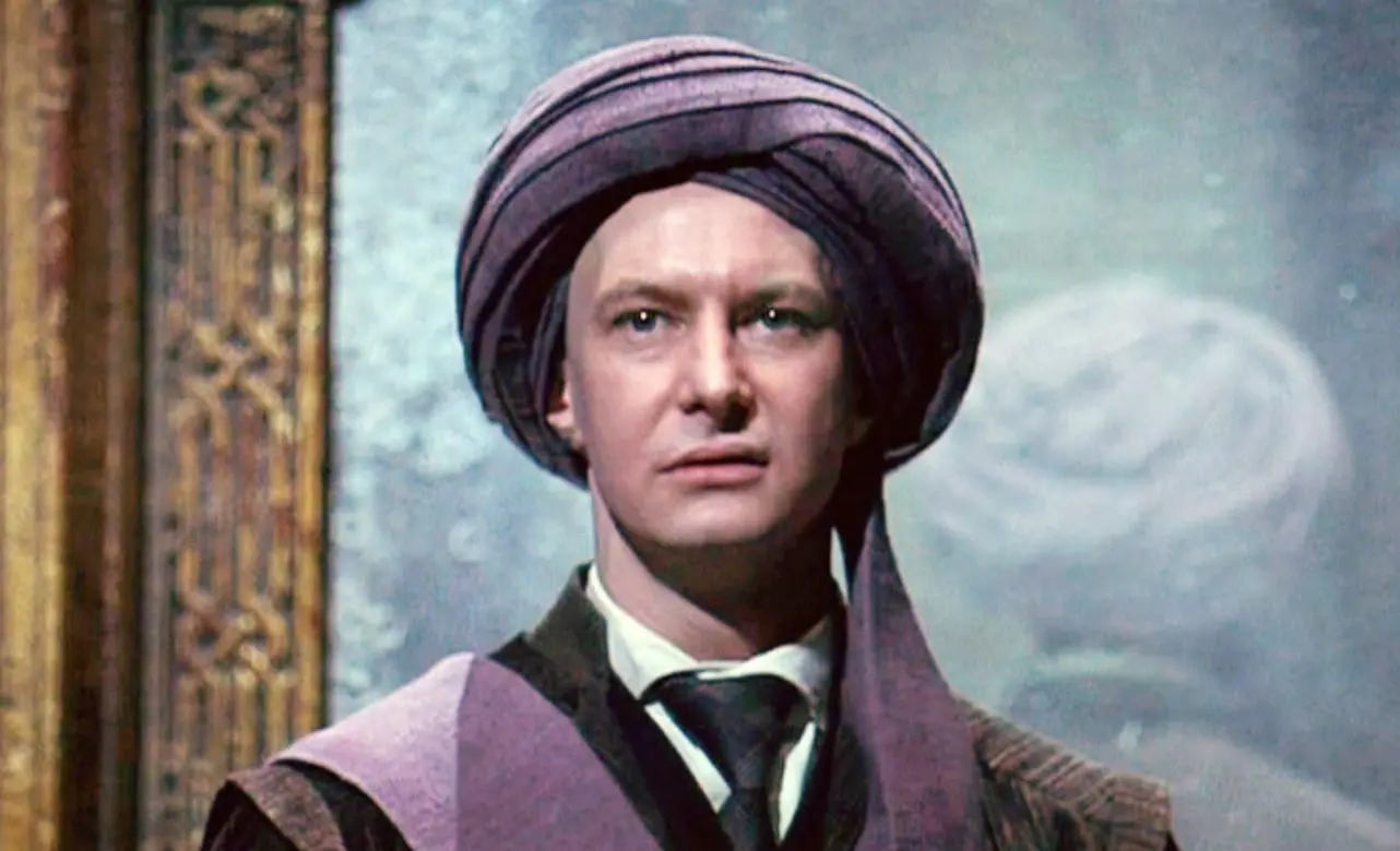 Ian Hart interpre&oacute; al profesor Quirinus Quirrell