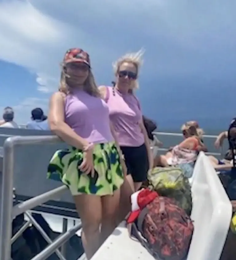 Tiburón ataca a mujer que nadaba en playa de Nueva York. Foto: Telemundo