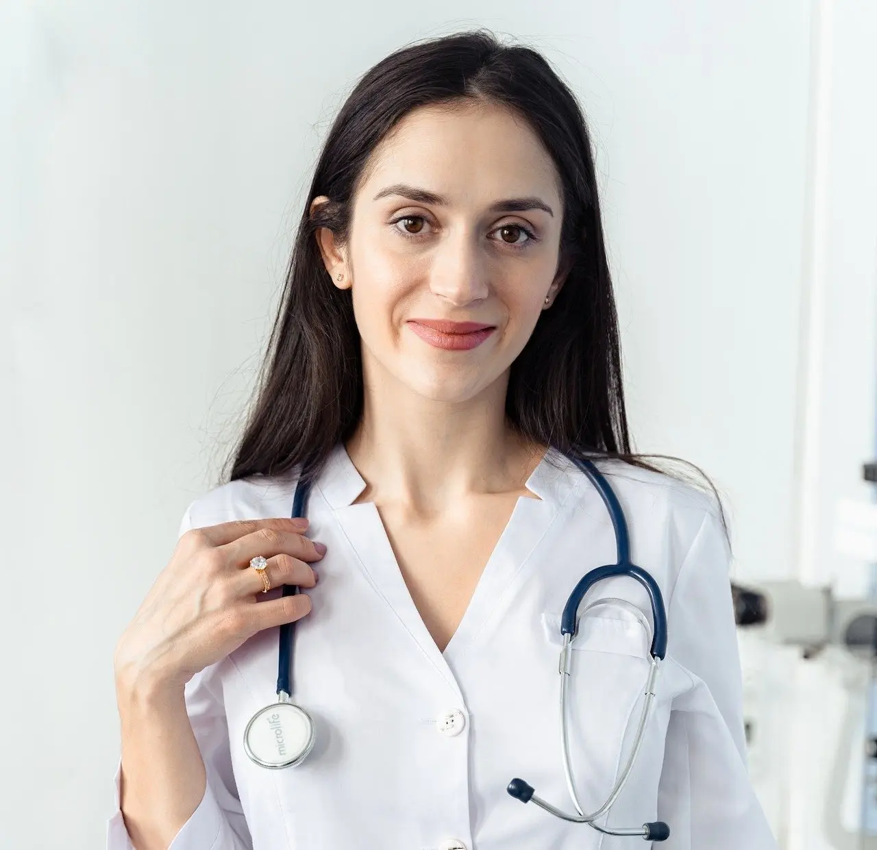 1. Medicina de especialidad: 35,033 pesos