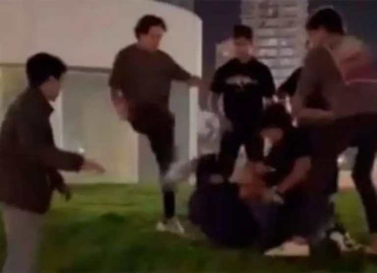 Joven golpeado en Puebla da su testimonio, informa la Fiscalía de Puebla. Foto: Especial