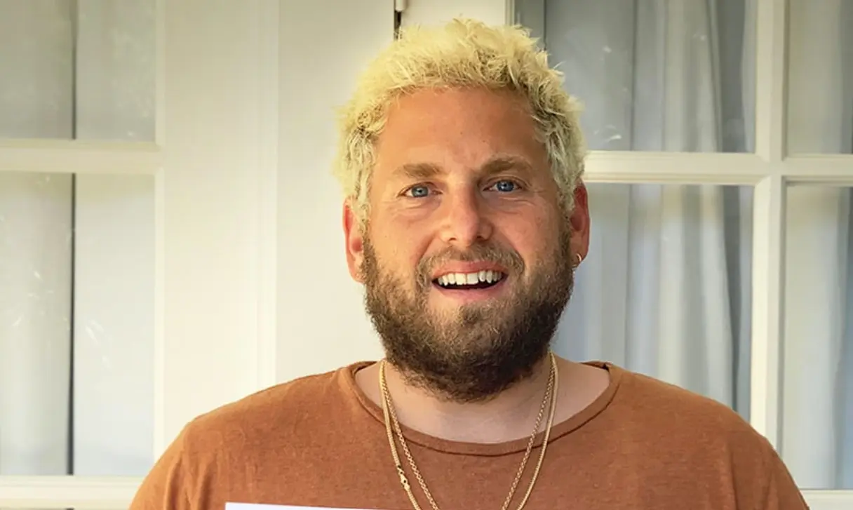 Ahora tiene 39 años y es padre de un hijo. Ha trabajado en películas como En los 90 y Ustedes.