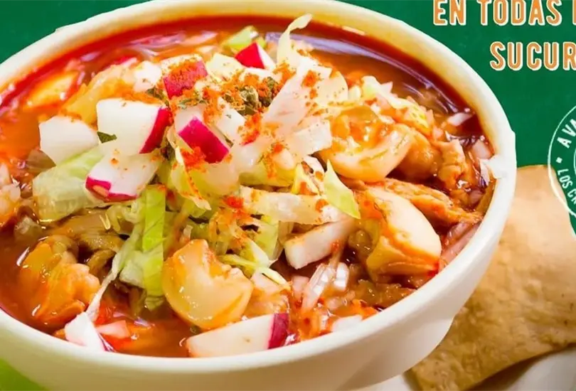 Platillos de pozole en el Tizoncito. 