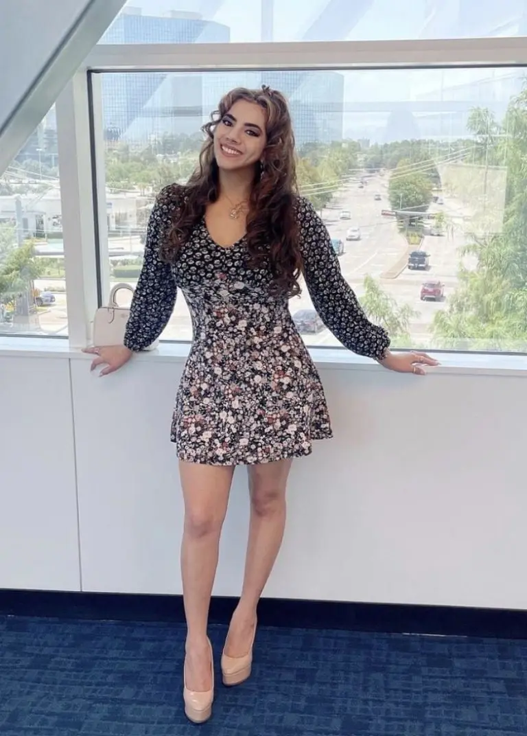 Dafne Almazán: Genia mexicana termina doctorado a los 21 años en Estados Unidos. Foto: Instagram