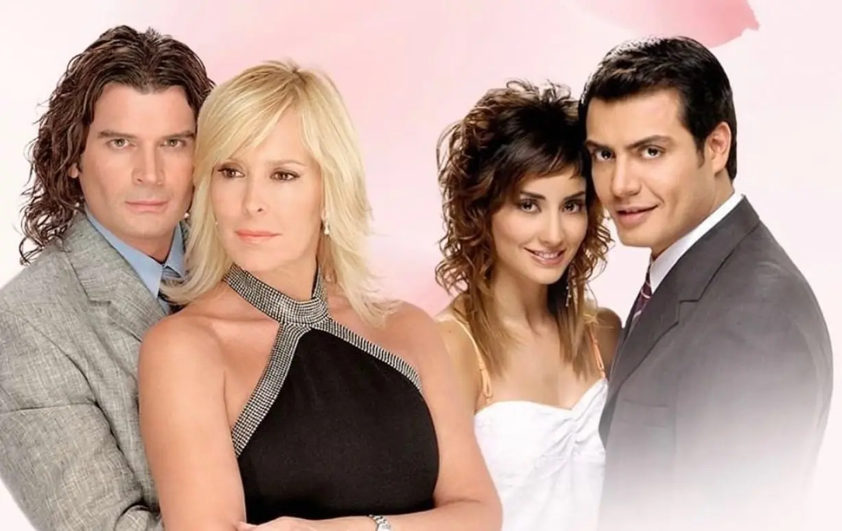 Amor en custodia fue una de las telenovelas m&aacute;s exitosas que tuvo TV Azteca y a la fecha todav&iacute;a tiene fans. La historia gira alrededor de Paz Achaval-Urien y su hija B&aacute;rbara Bazterrica, dos mujeres adineradas que sin buscarlo se enamoran de los guardaespaldas que las cuidan.