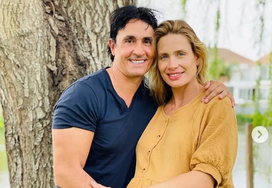 Ahora tiene 52 a&ntilde;os, est&aacute; casado con Ivana Saccani y tienen 4 hijos. Luego de Amor en Custodia se regres&oacute; a Argentina y ha trabajado en telenovelas como Dulce amor y Golpe al coraz&oacute;n.