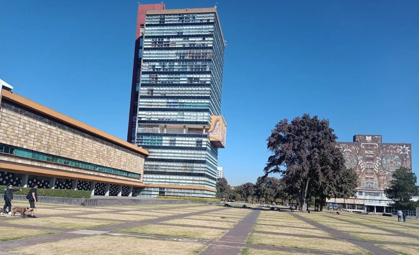 México cuenta con una gran variedad de opciones para cursar los estudios universitarios, pero solo unas cuantas destacan a nivel internacional. Estas son las mejores universidades de México, de acuerdo con el QS World University Rankings 2024, que evalúa a instituciones de todo el mundo.