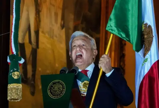 AMLO da el Grito de Independencia. 