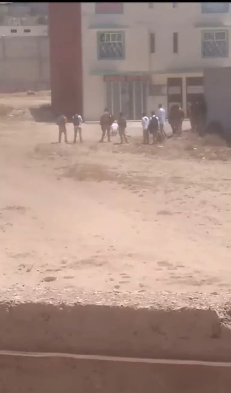 Captan riña de estudiantes - Tomada de video
