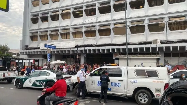 Reportan que tres personas se arrojaron a las vías en el Metro CDMX en San Cosme, Viveros y Barranca. Foto: Metro