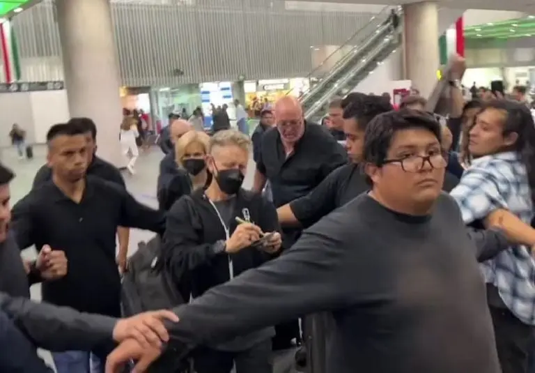 Martin Gore llega a México (TikTok)