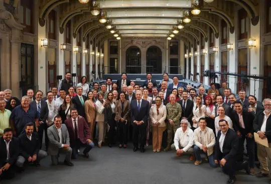 En el encuentro en Palacio Nacional estuvieron presentes también integrantes del gabinete del gobierno federal. 