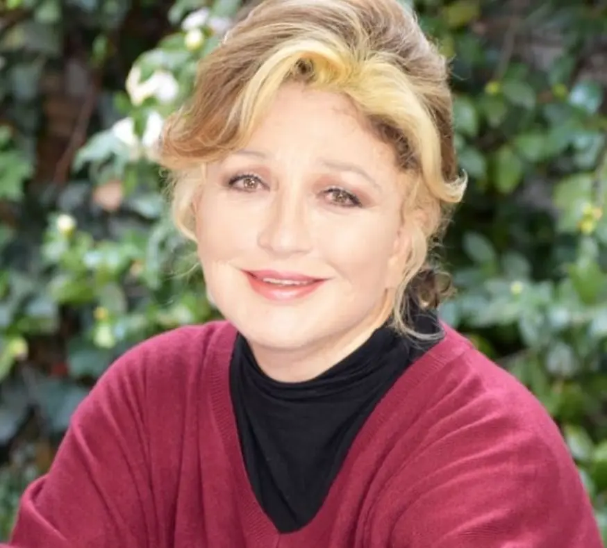 Ahora tiene 78 a&ntilde;os y vive en Estados Unidos. Ha participado en producciones como El abogado del Lincoln y La Fan.