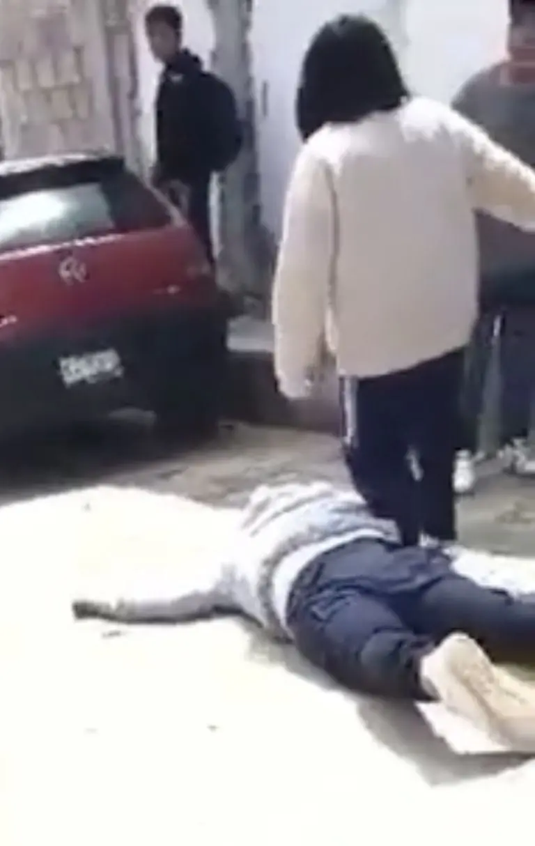 Estudiante le rompe el brazo a su compañero durante pelea en Chiapas. Foto: Especial