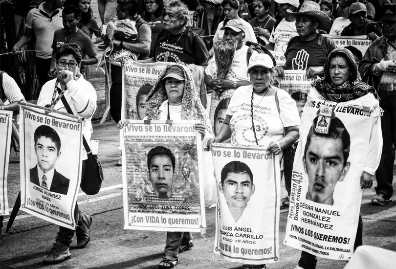 Caso Ayotzinapa: Dan prisi&oacute;n a 8 militares implicados en la desaparici&oacute;n de los 43 normalistas