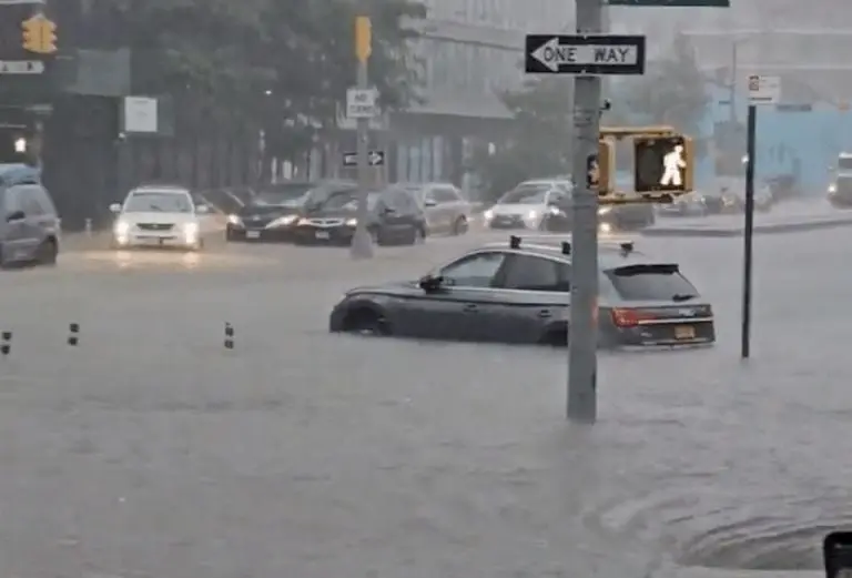 ¡Apocalipsis! Nueva York entra en crisis por lluvias e inundaciones de un metro de altura. Foto: BBC