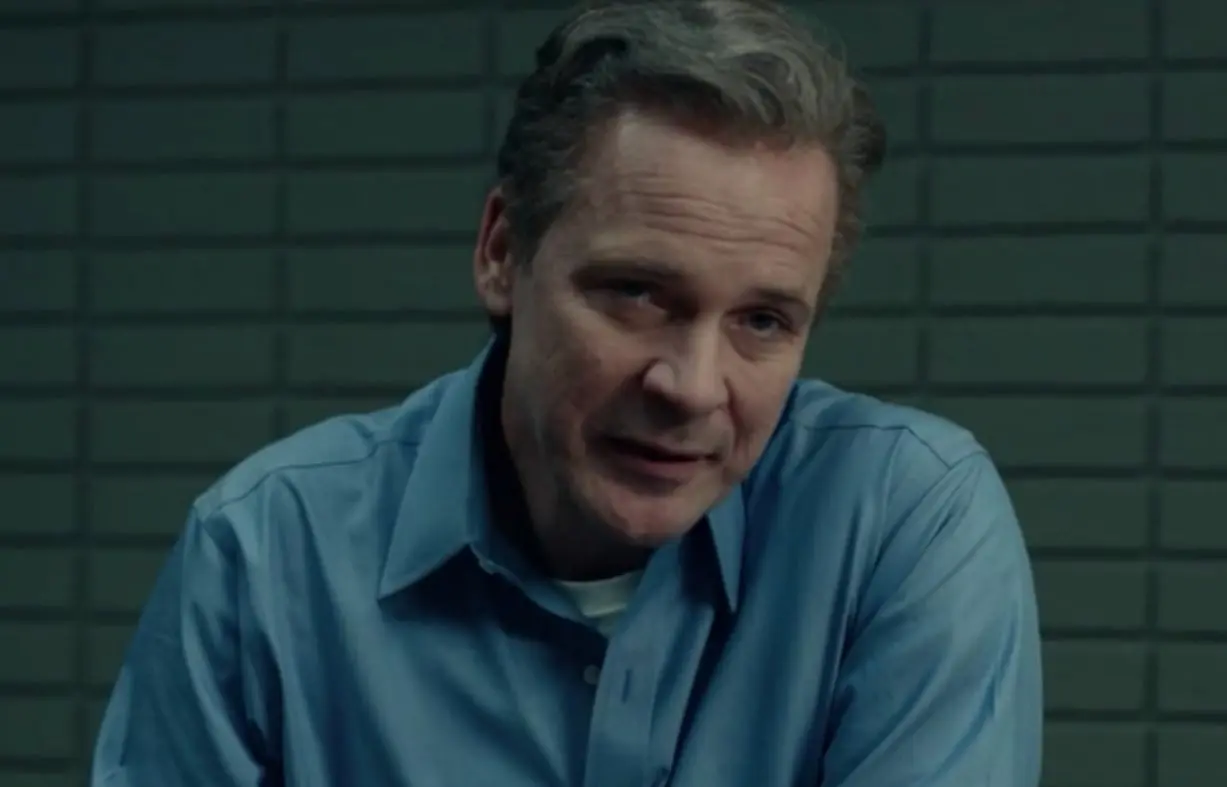 Ahora tiene 52 años, está casado con la actriz Maggie Gyllenhaal y tienen una hija. Ha trabajado en las películas Los siete magníficos y Culpable.