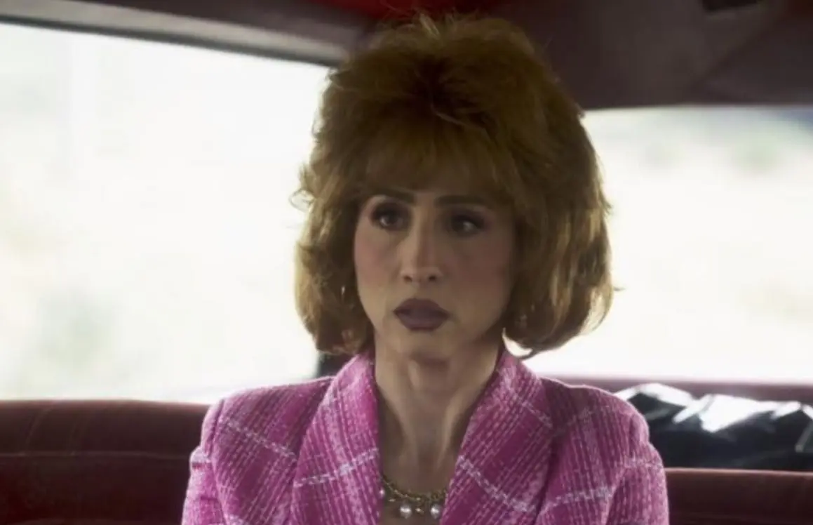 Lina Radwan interpreta a Katy Godoy