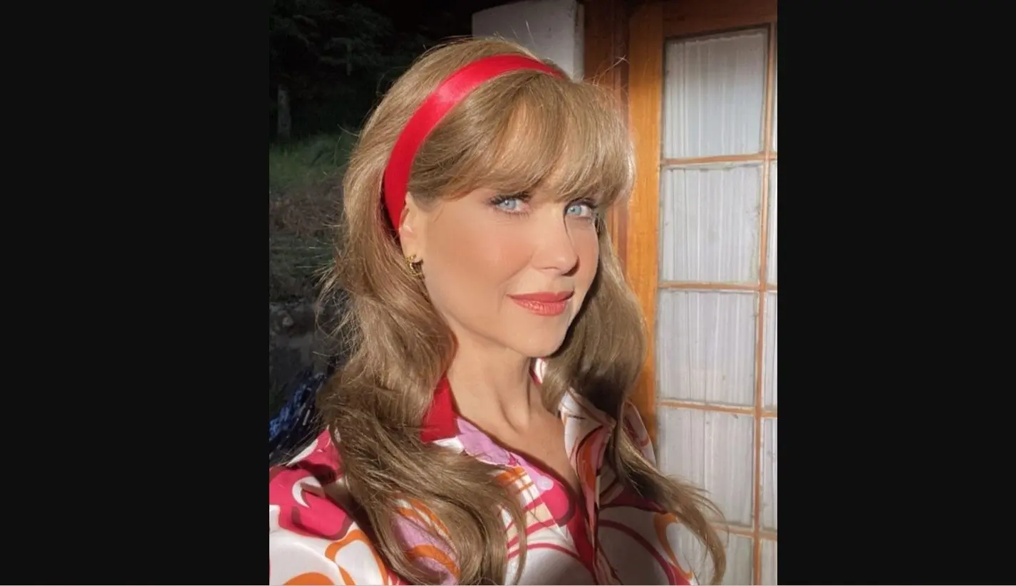 Ingrid Martz interpreta a Gloria Ruiz de joven