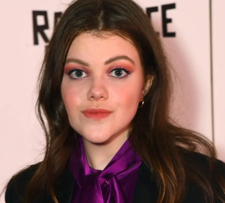 Ahora tiene 29 años. Ha trabajado como modelo y también ha participado en las series ´The Spanish Princess´ y ´La diplomática´.