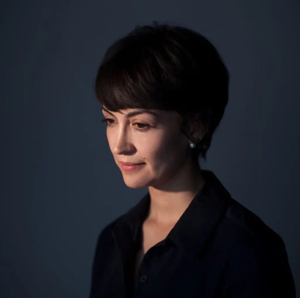 De acuerdo con el sitio oficial de su estudio, la exactriz ha colaborado como dise&ntilde;adora con prestigiosas marcas como Cartier, Adidas y Nike.