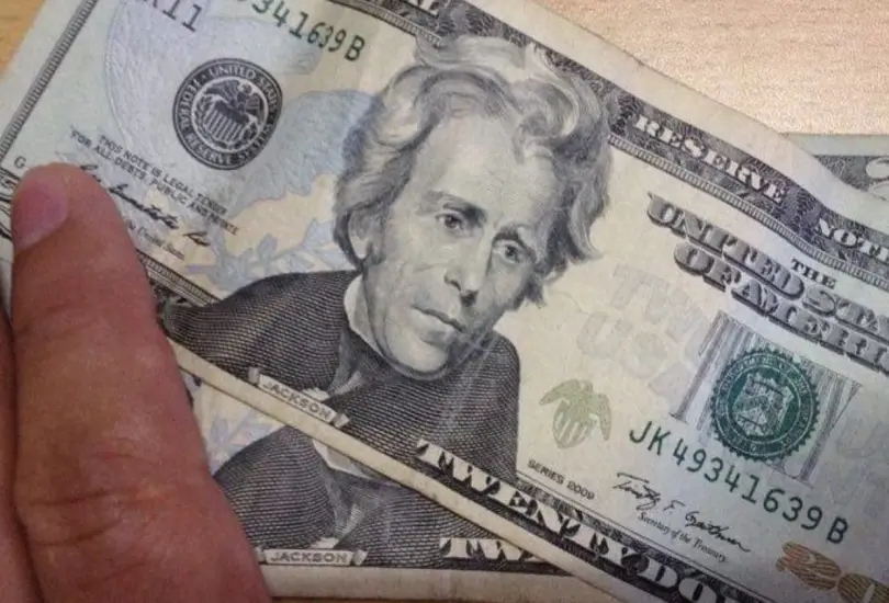 Así se cotiza hoy el dólar en México. Así se cotiza hoy el dólar en México.