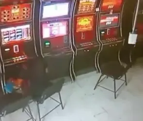 Hombre muere ejecutado en el interior de un local de máquinas en Colima