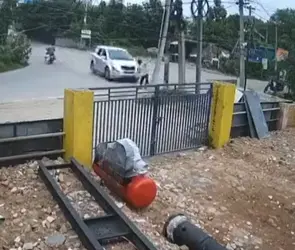 Fatal accidente: joven pierde el control de su auto y arrolla a guardia de seguridad; el trabajador falleció al instante