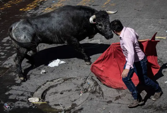 Cientos de personas presencian la Huamantlada 2024